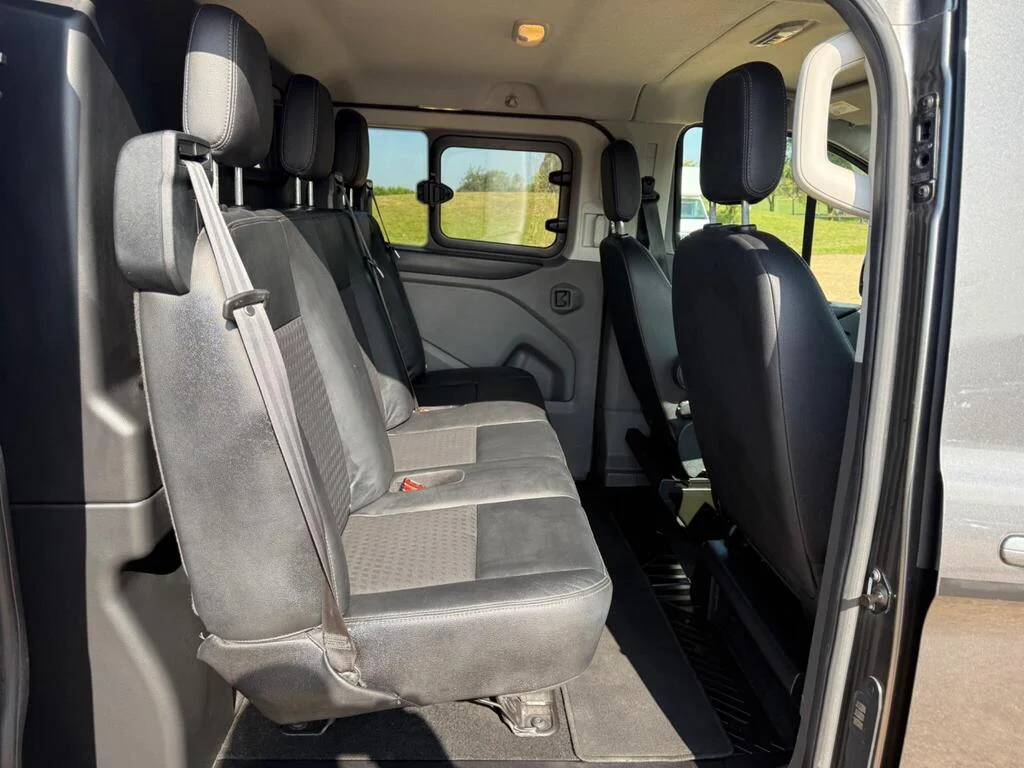 2019 Ford Transit Custom photo 13